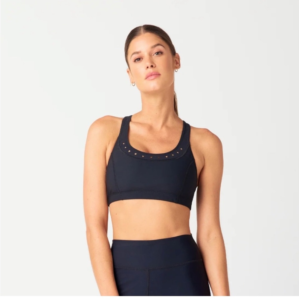 Gigi c Anabelle Sports Bra